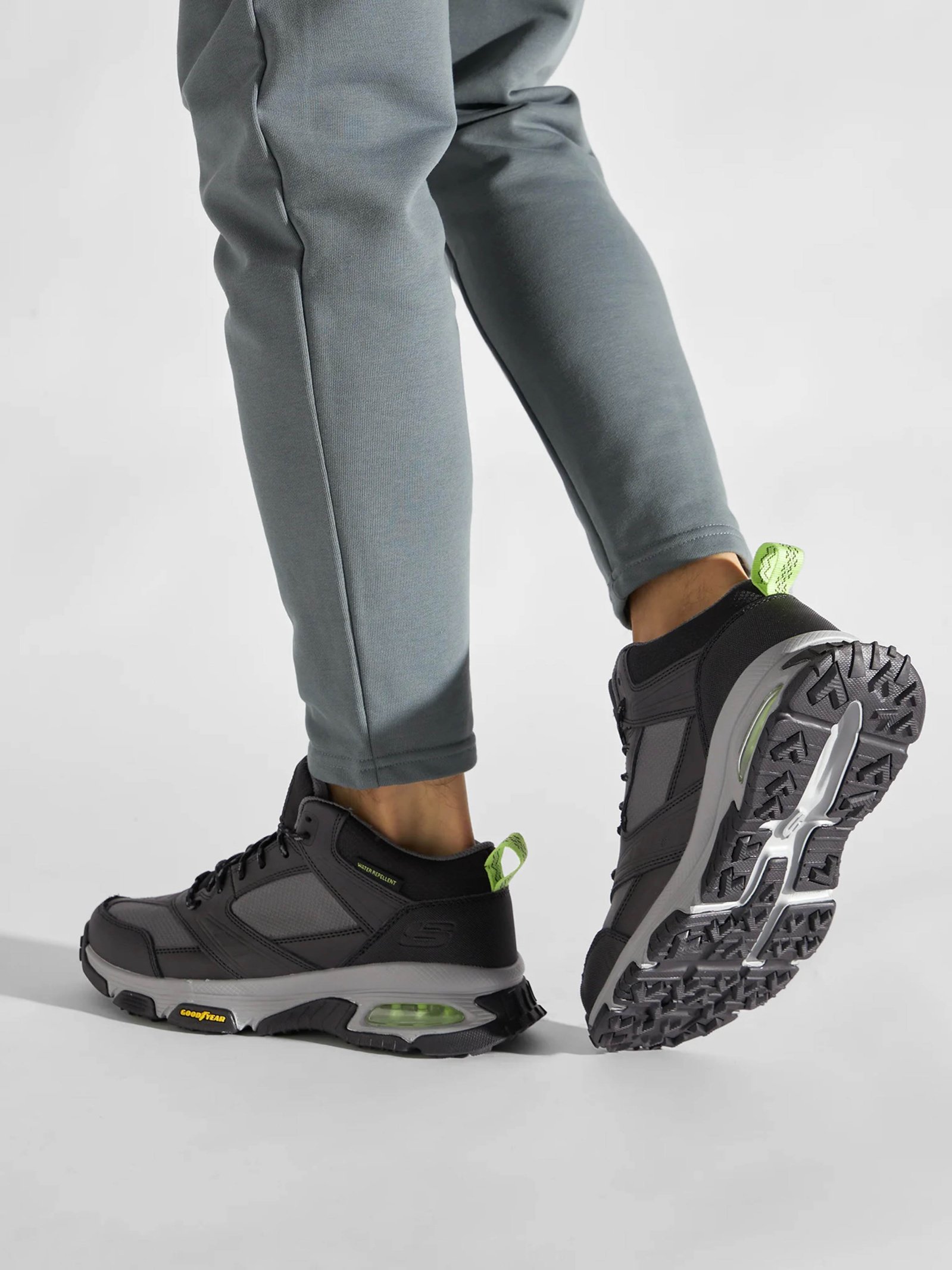 Черевики аутдор Чоловічі Skechers