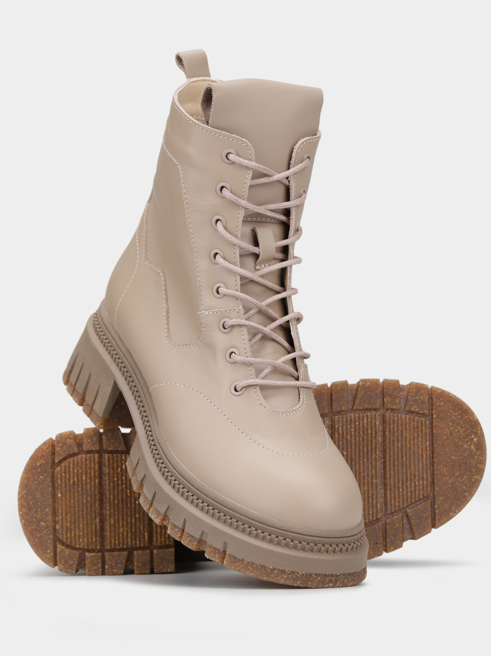 Черевики та чоботи Жіночі Braska