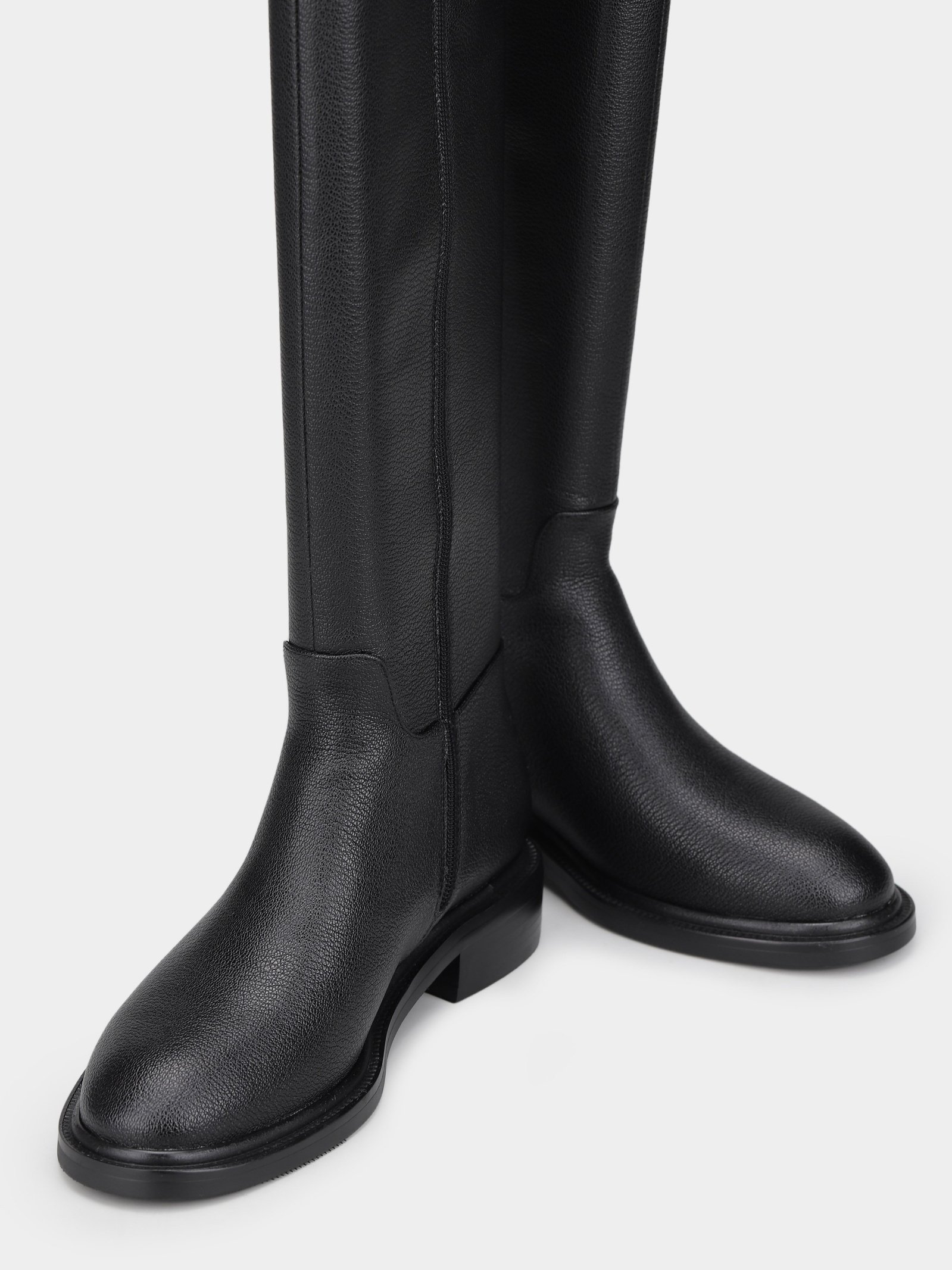 Черевики та чоботи Жіночі Braska