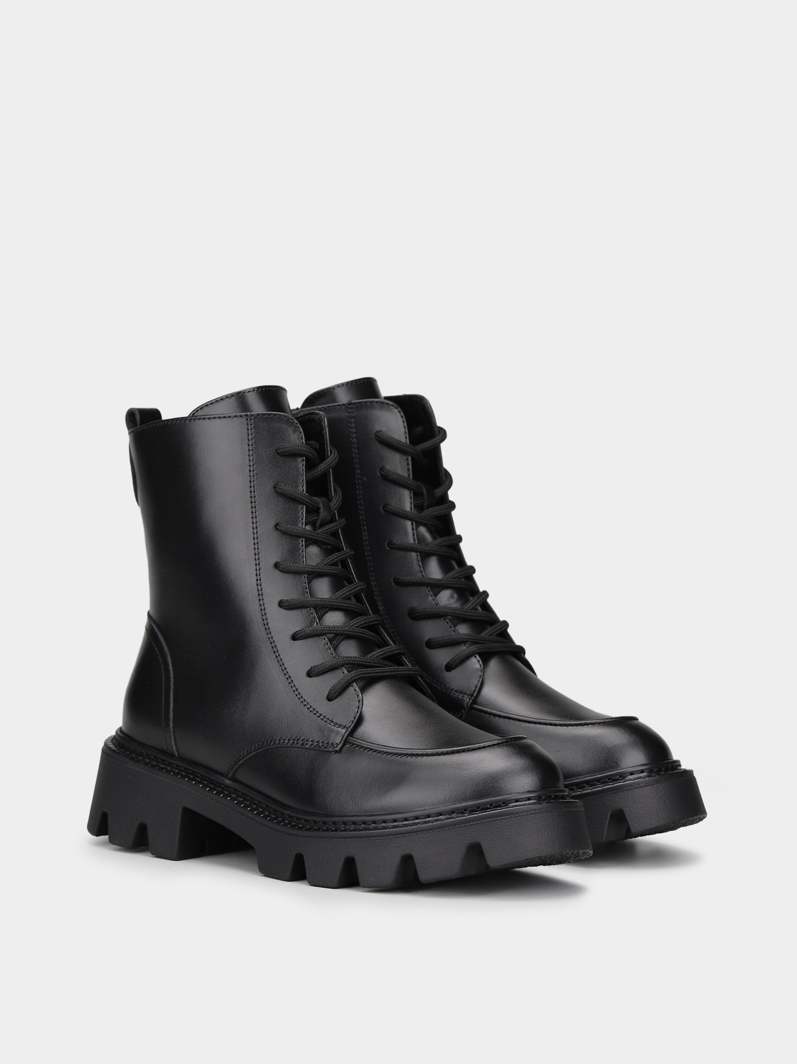 Черевики та чоботи Жіночі Braska