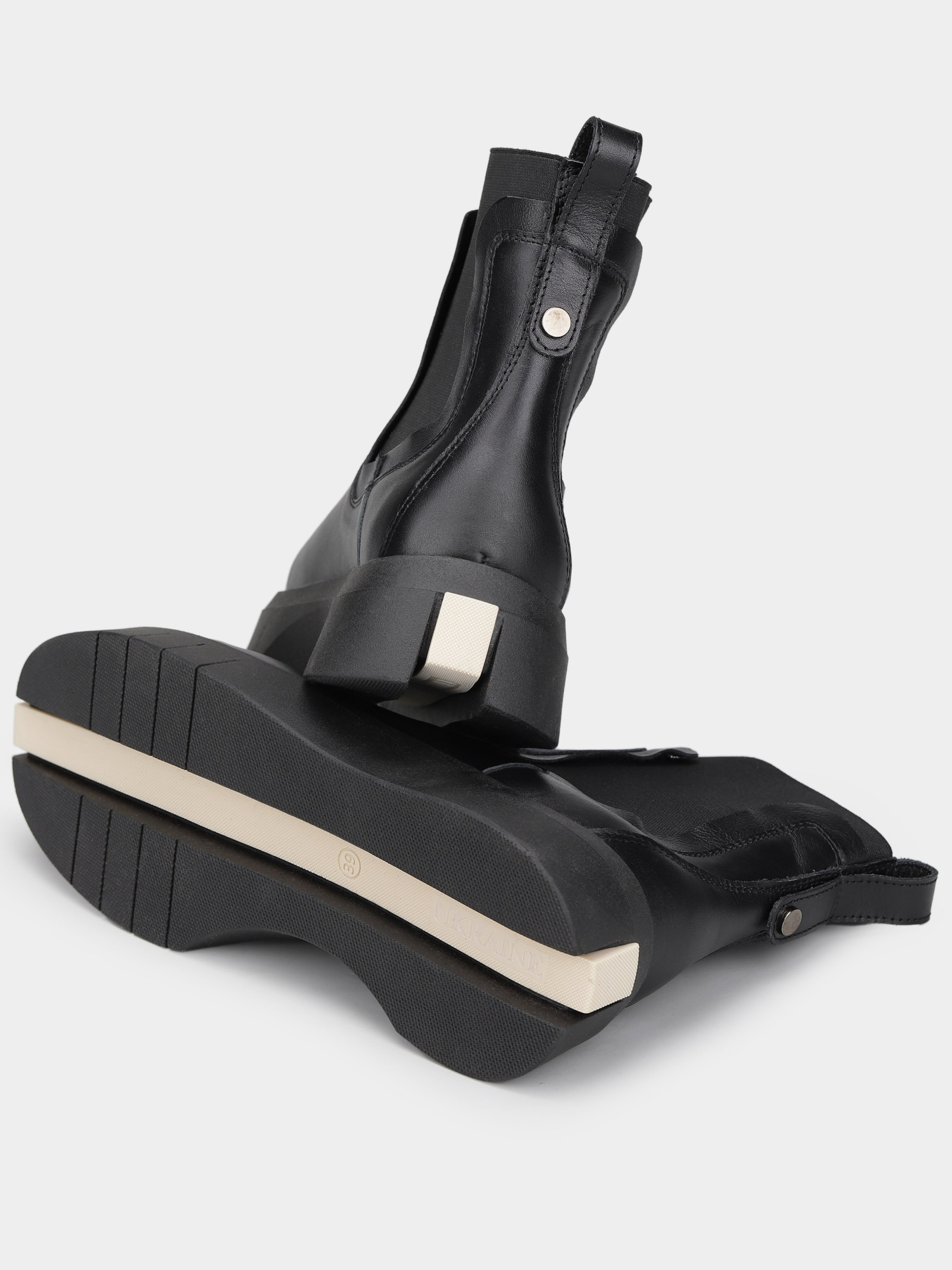 Chelsea Boots Women's Braska
