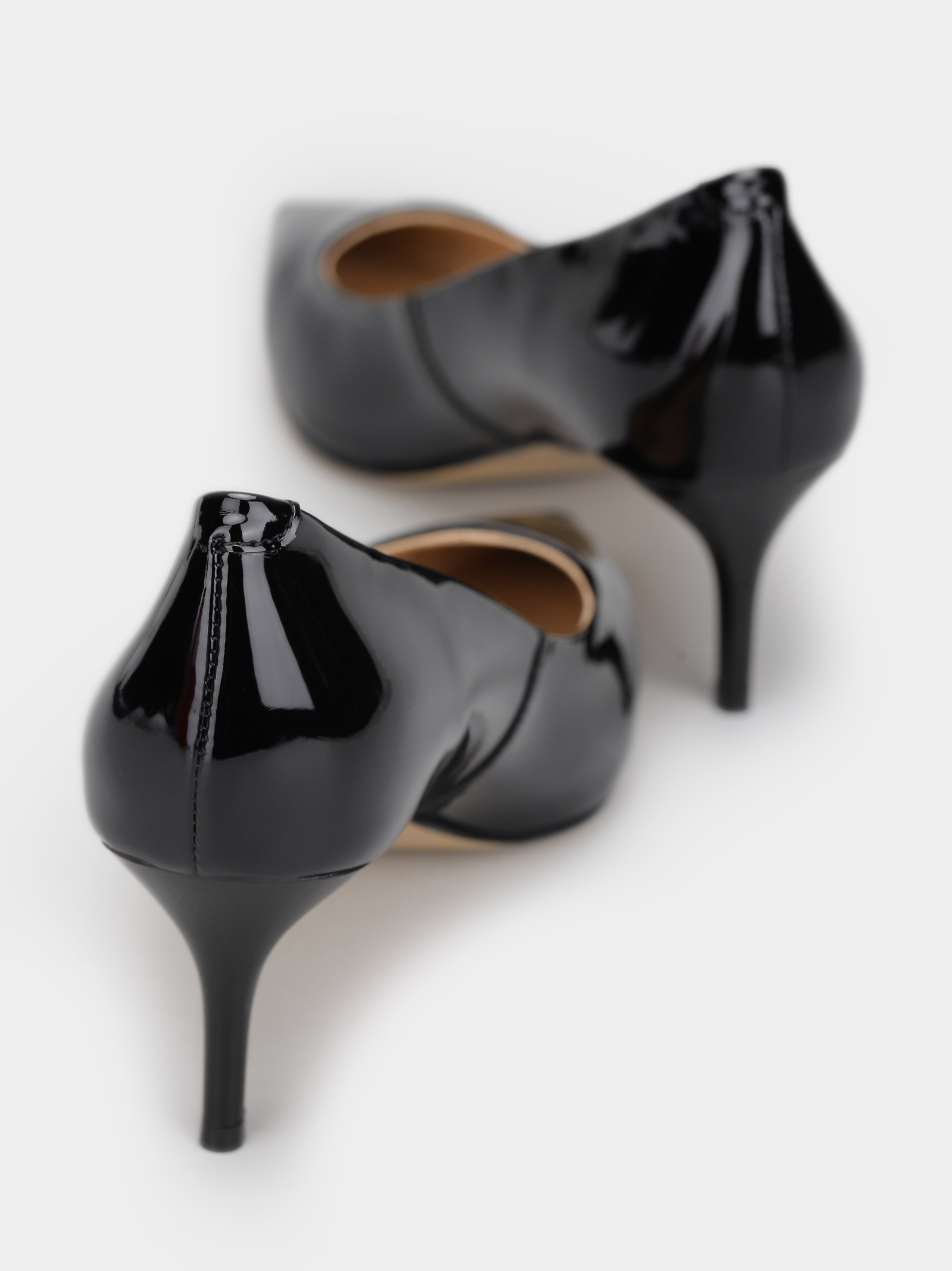 Туфлі та лофери Жіночі Braska