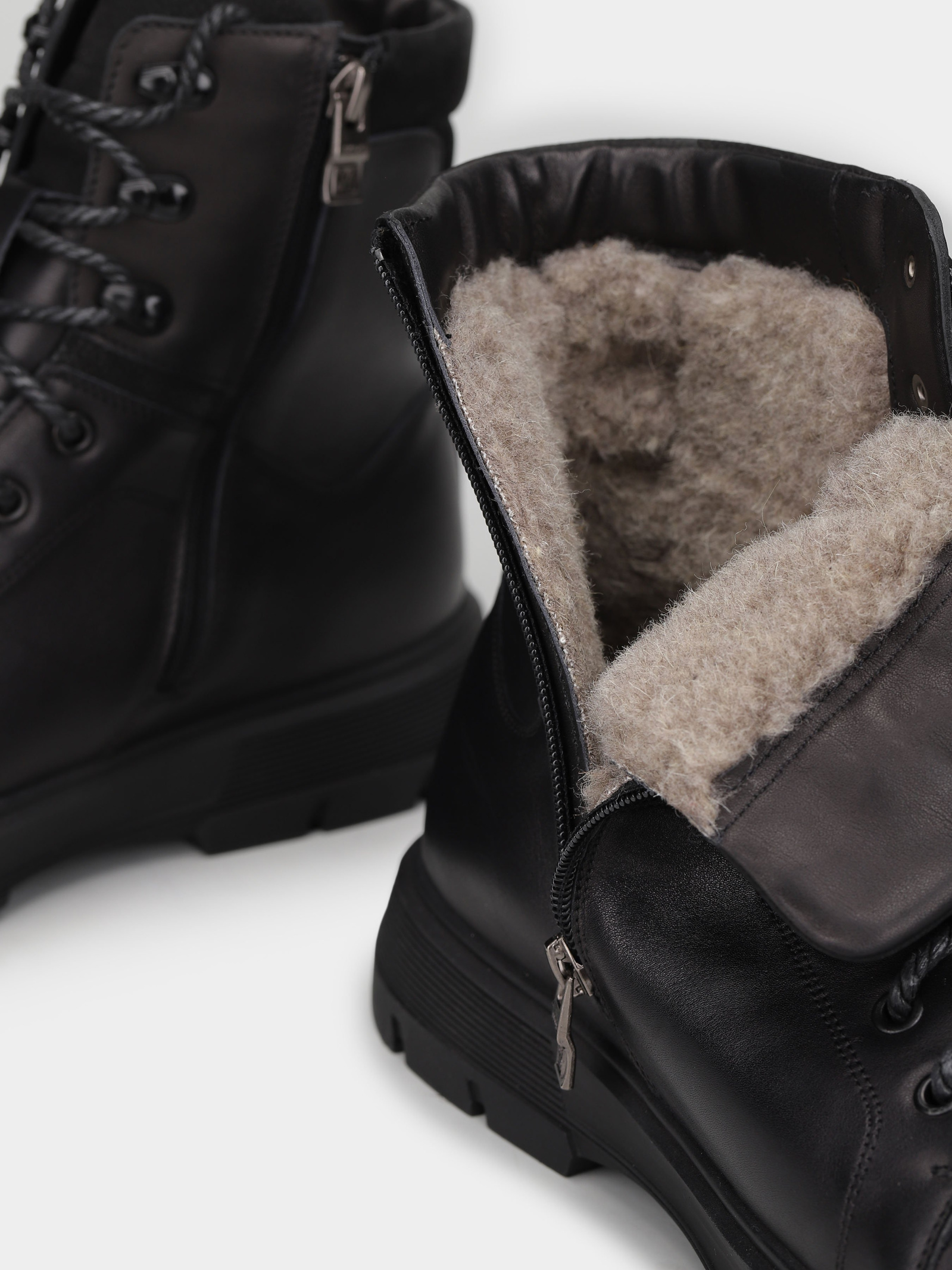 Черевики та чоботи Чоловічі Braska