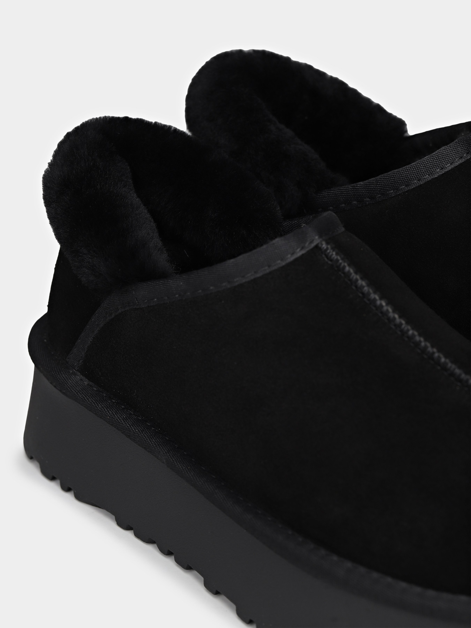 Черевики та чоботи Жіночі Braska