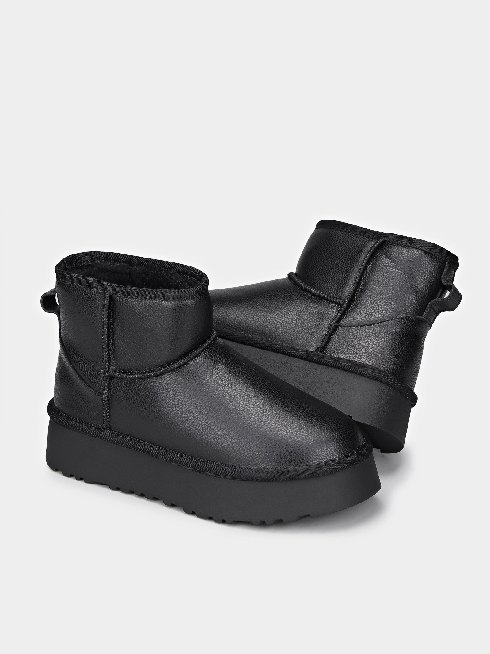 Черевики та чоботи Жіночі Braska