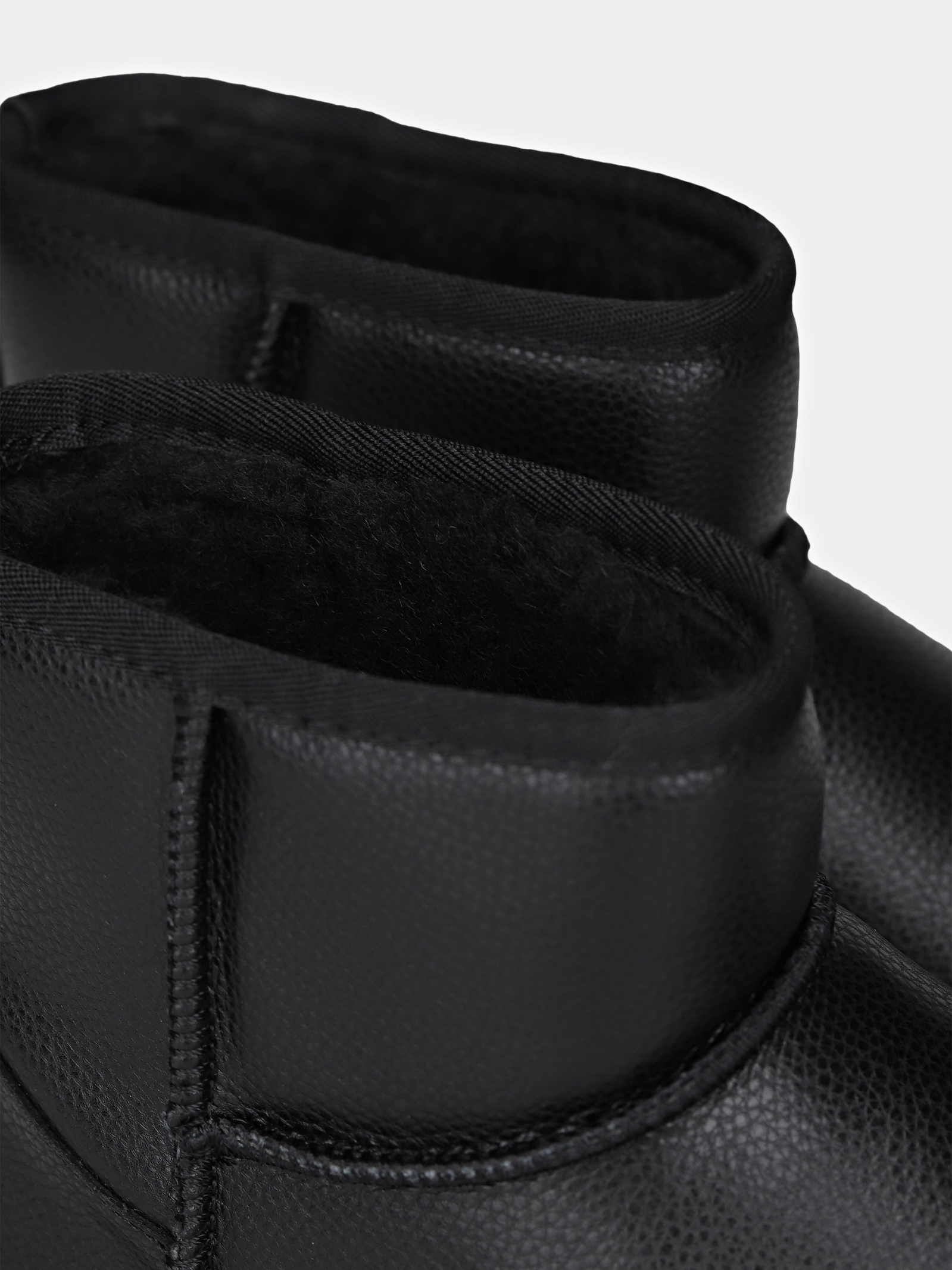 Черевики та чоботи Жіночі Braska