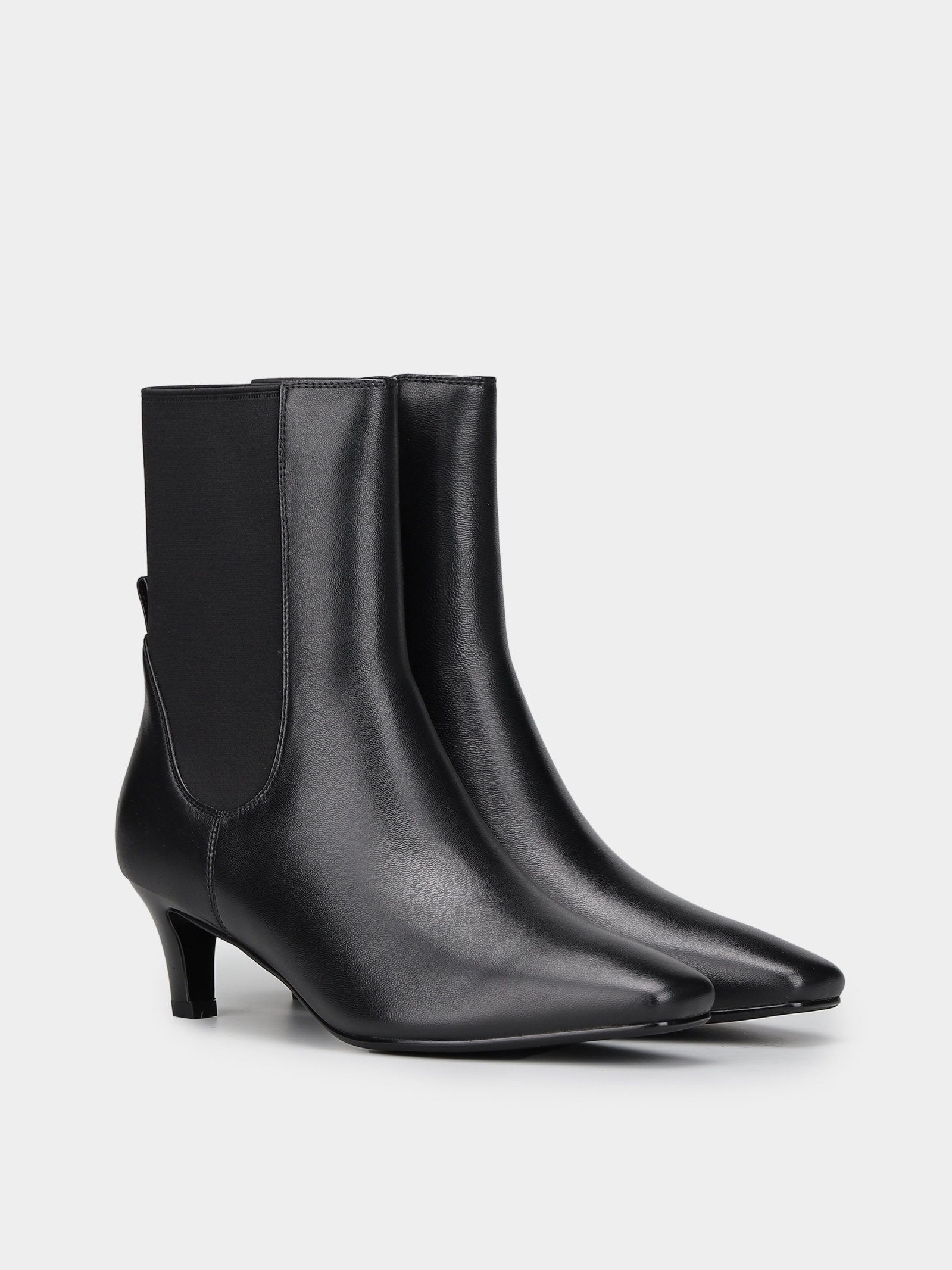 Черевики та чоботи Жіночі Braska