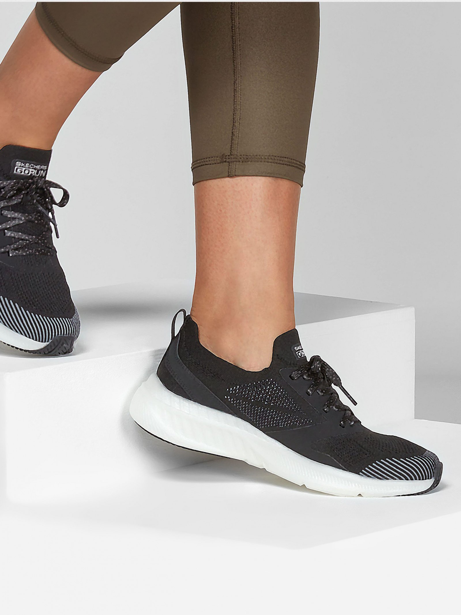 Кроссовки для бега Женские Skechers