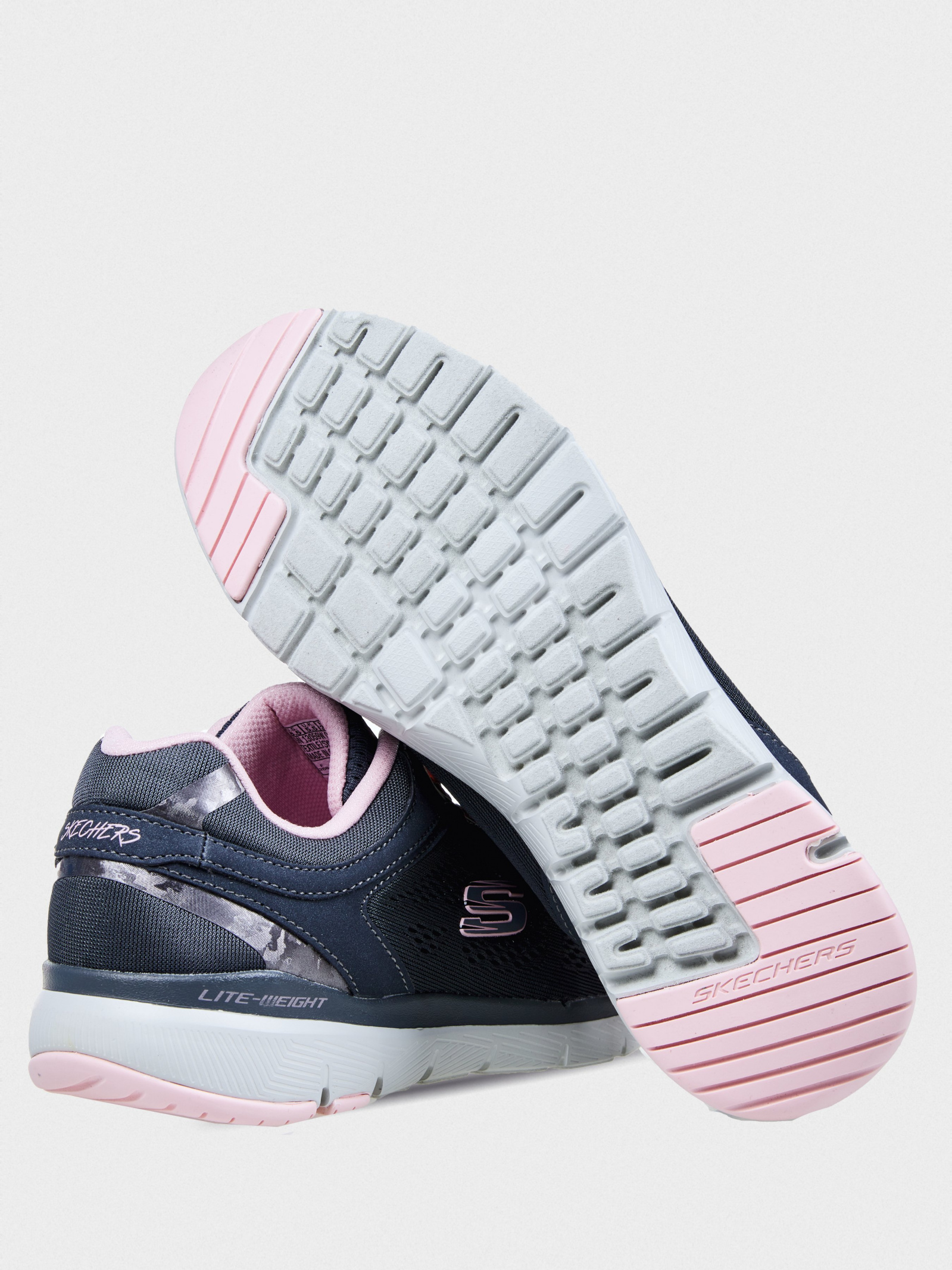 Кроссовки для спорта Женские Skechers