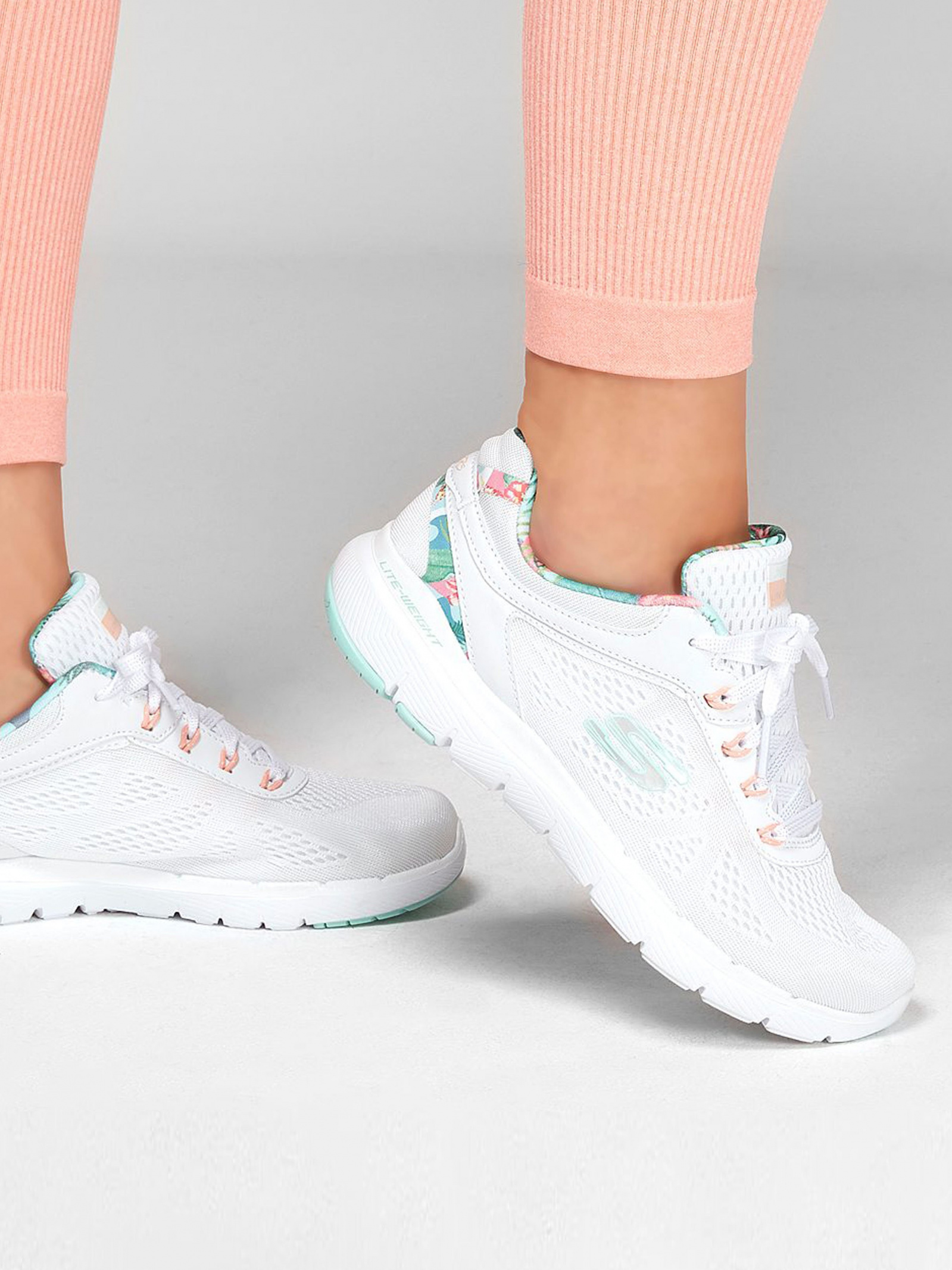 Кроссовки повседневные Женские Skechers