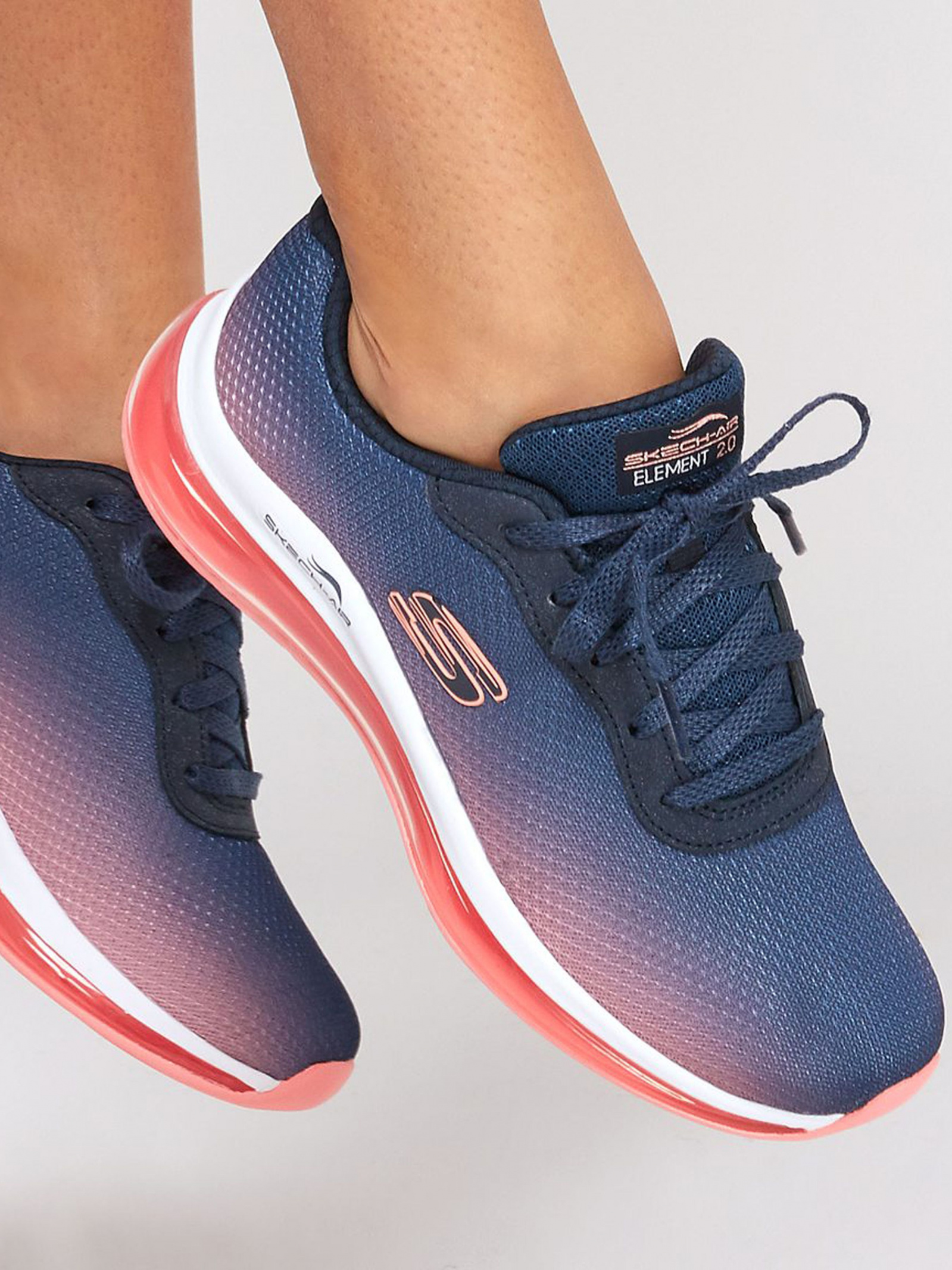 Кроссовки для спорта Женские Skechers