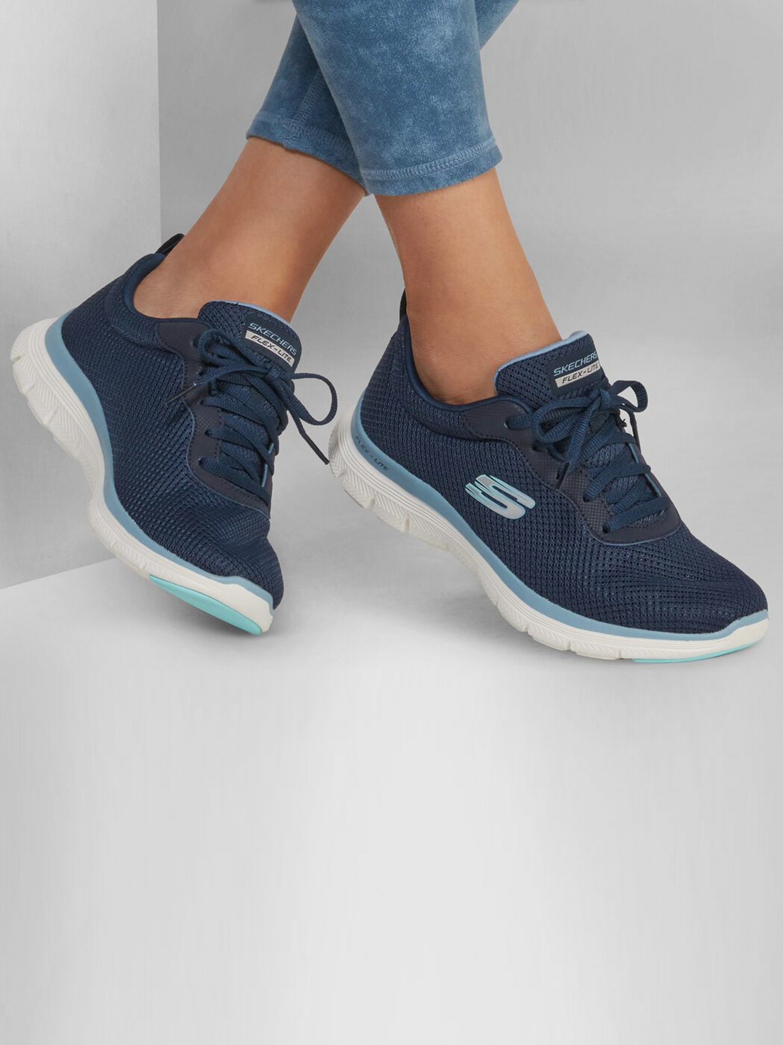 Кроссовки повседневные Женские Skechers