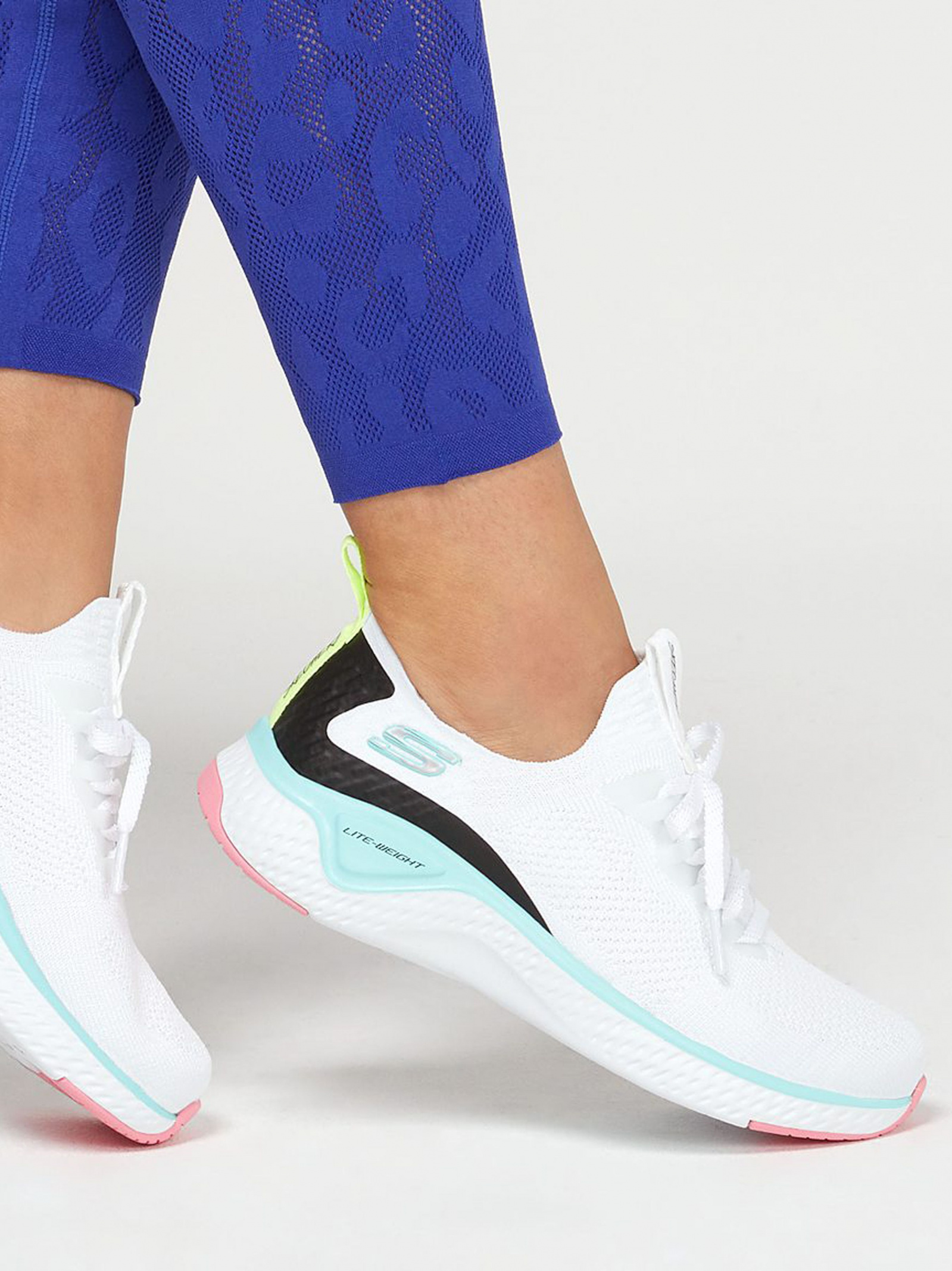 Кросівки для спорту Жіночі Skechers