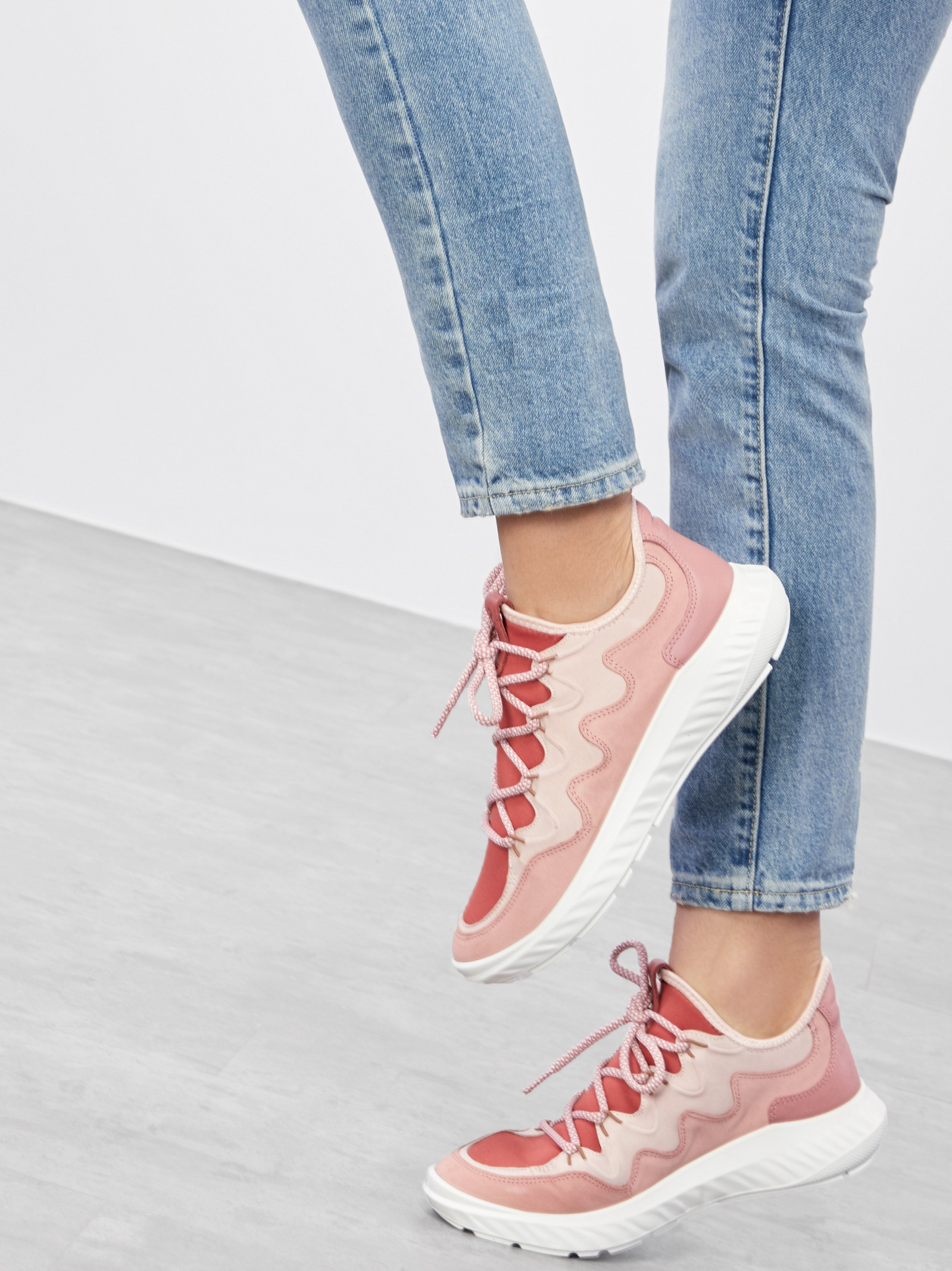 Casual Sneakers Women's ECCO