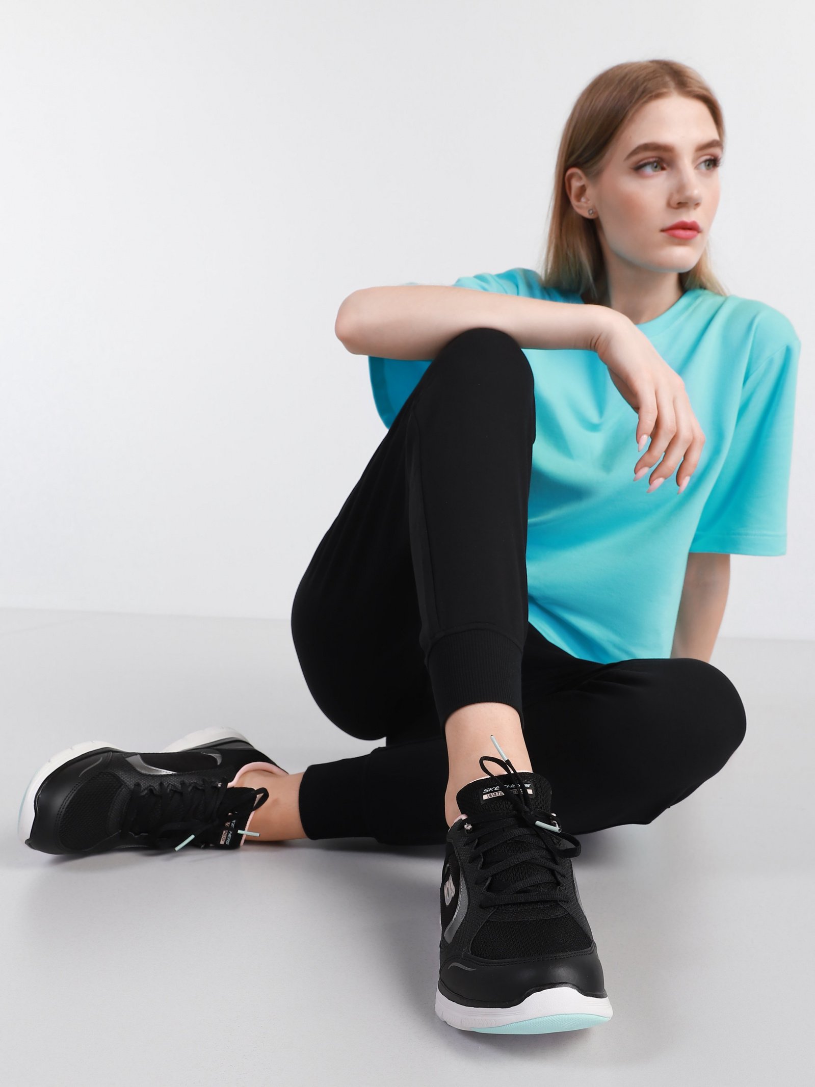 Кроссовки повседневные Женские Skechers