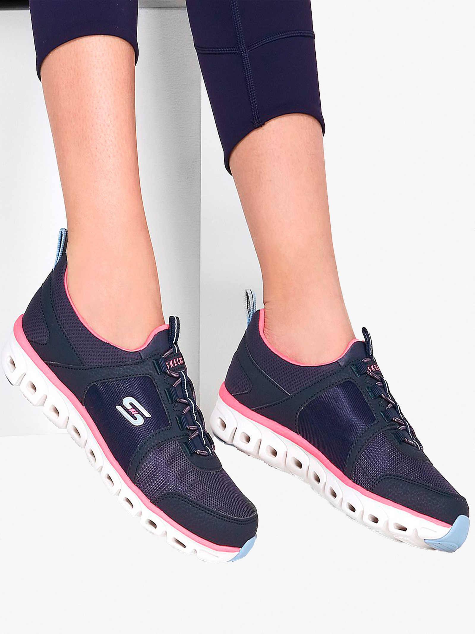 Кроссовки повседневные Женские Skechers
