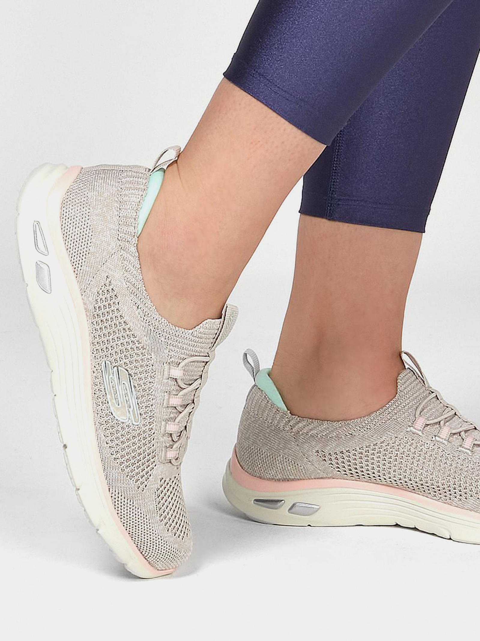 Кросівки повсякденні Жіночі Skechers