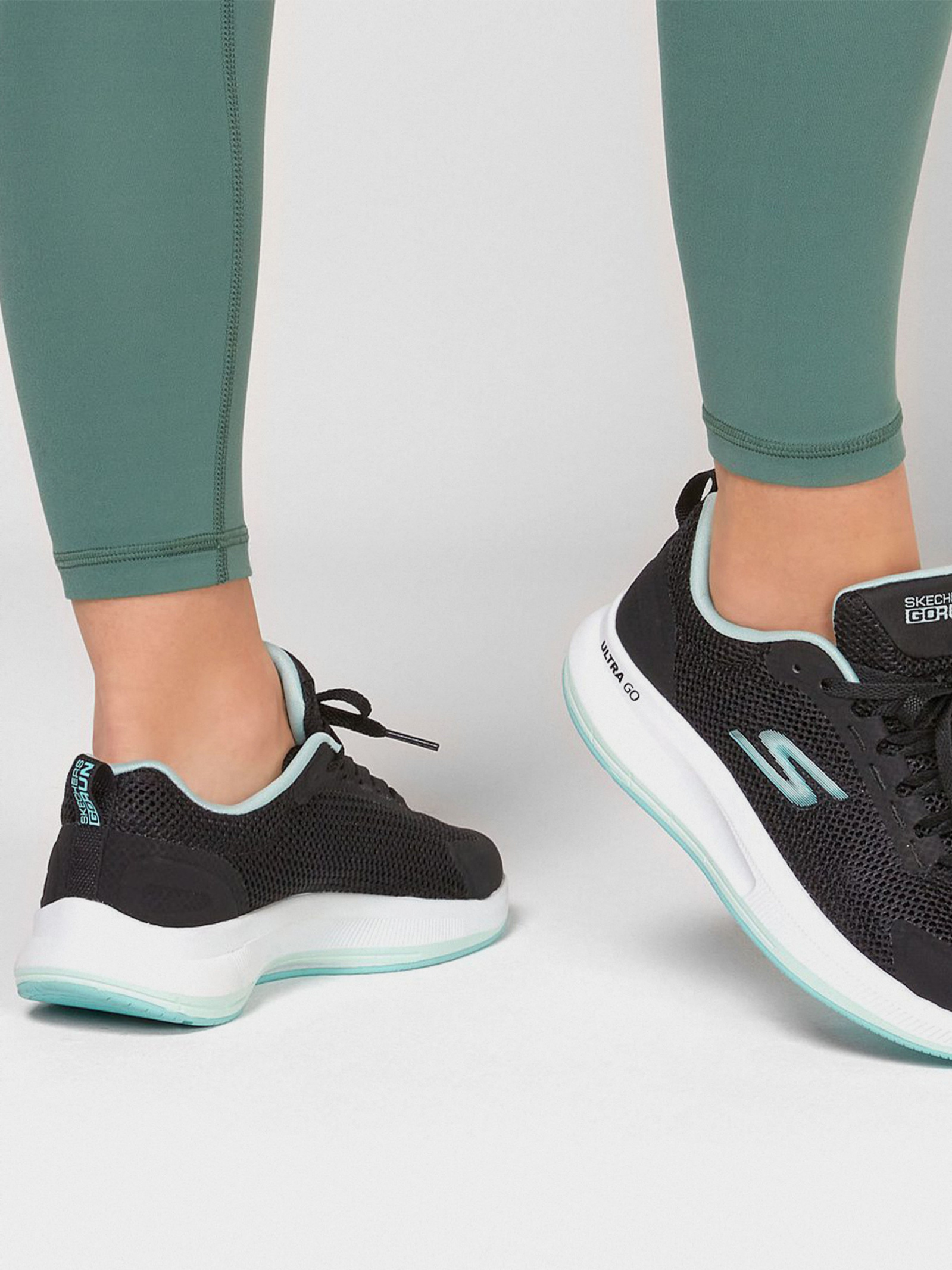 Кроссовки для спорта Женские Skechers