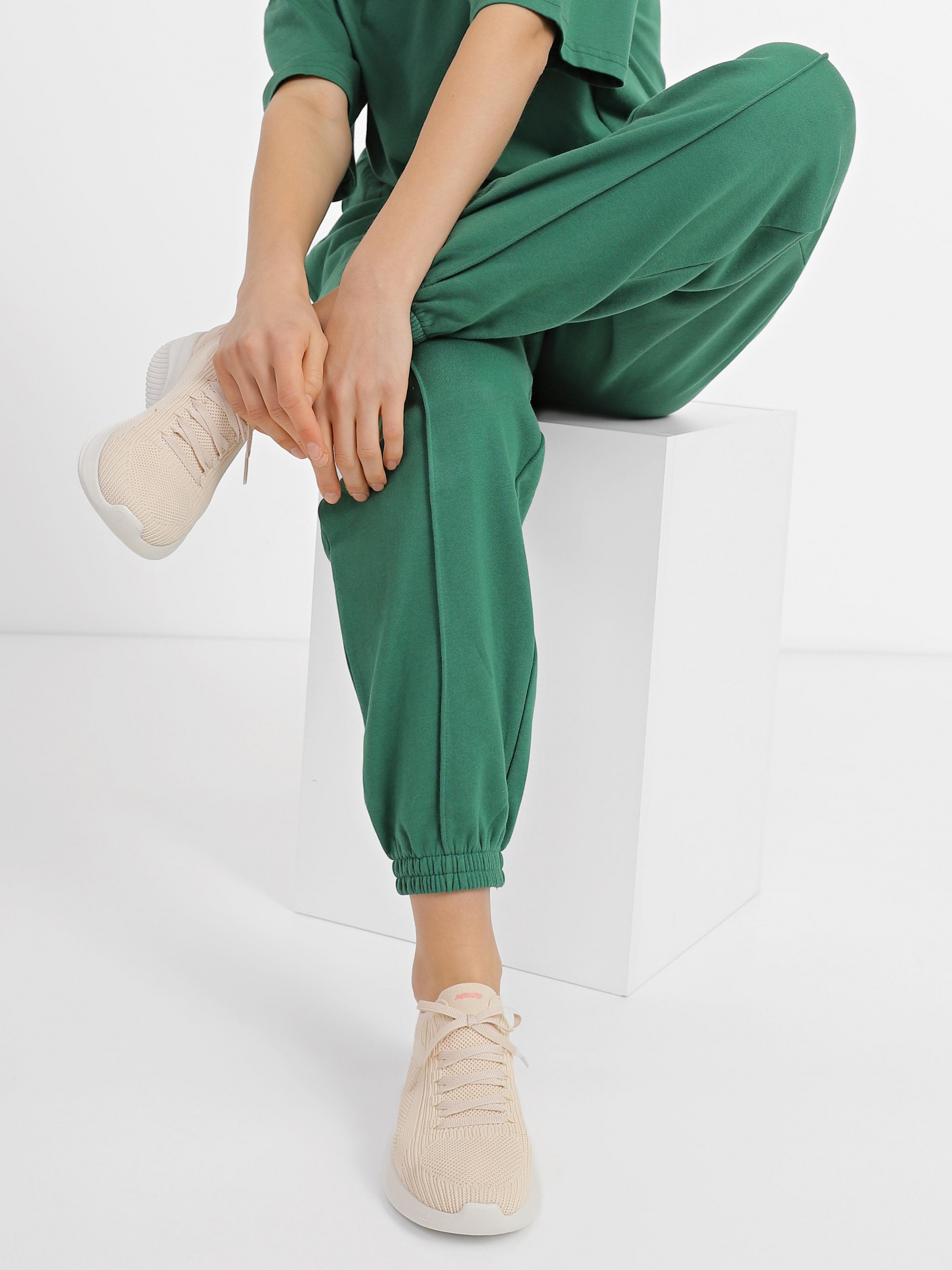 Кроссовки повседневные Женские Skechers