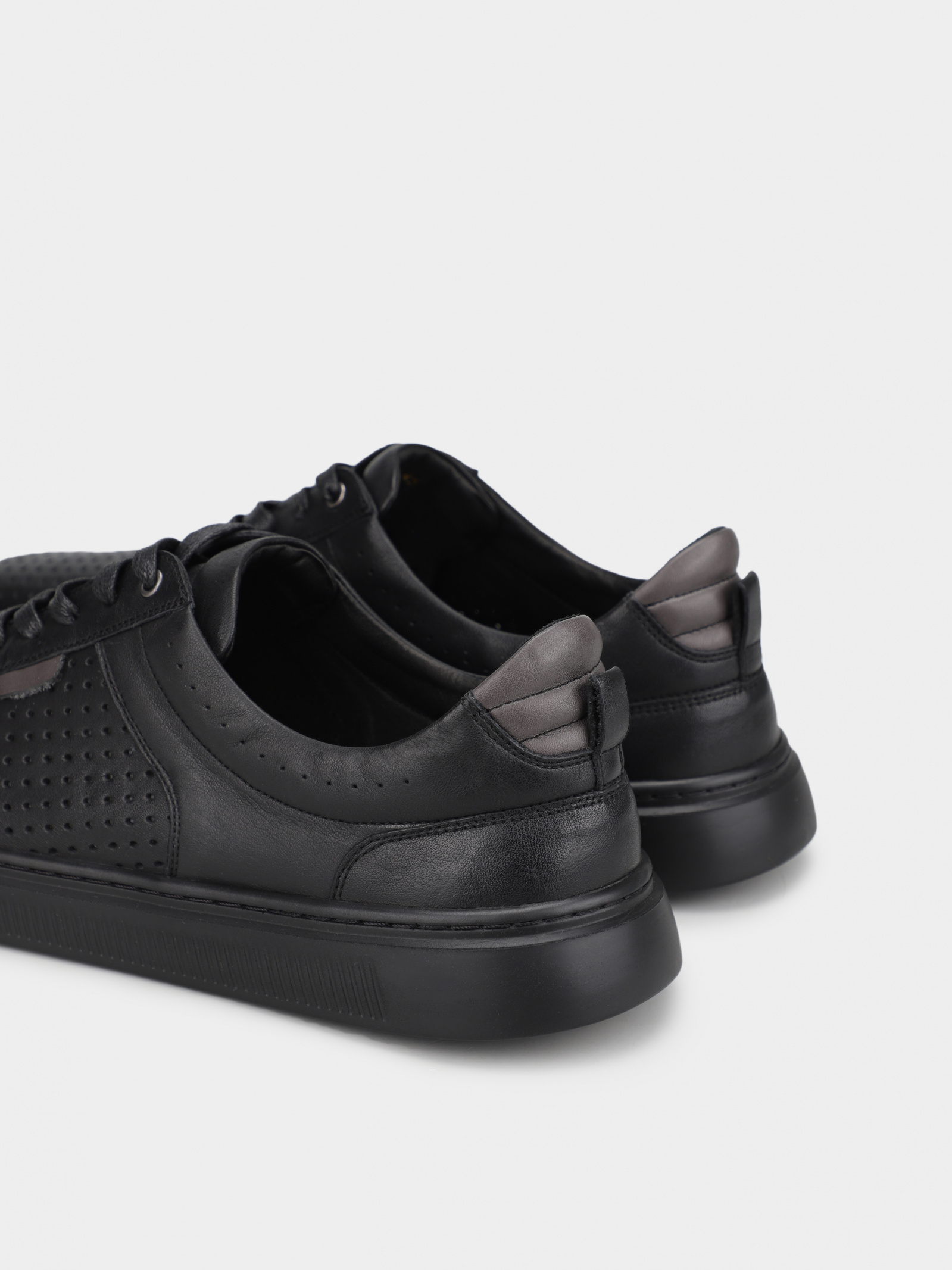 Low-Top Sneakers Men's Braska