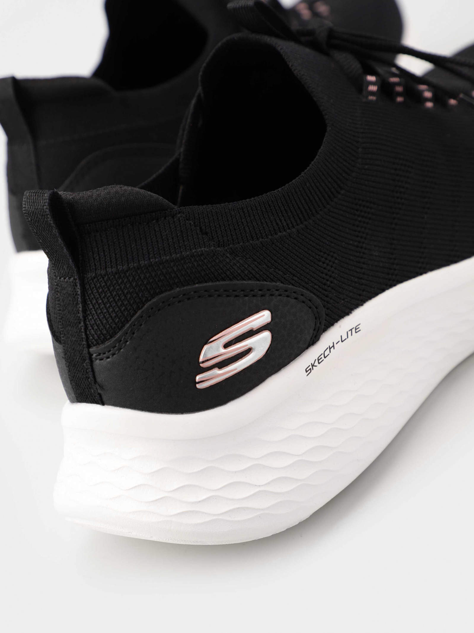 Кроссовки повседневные Женские Skechers