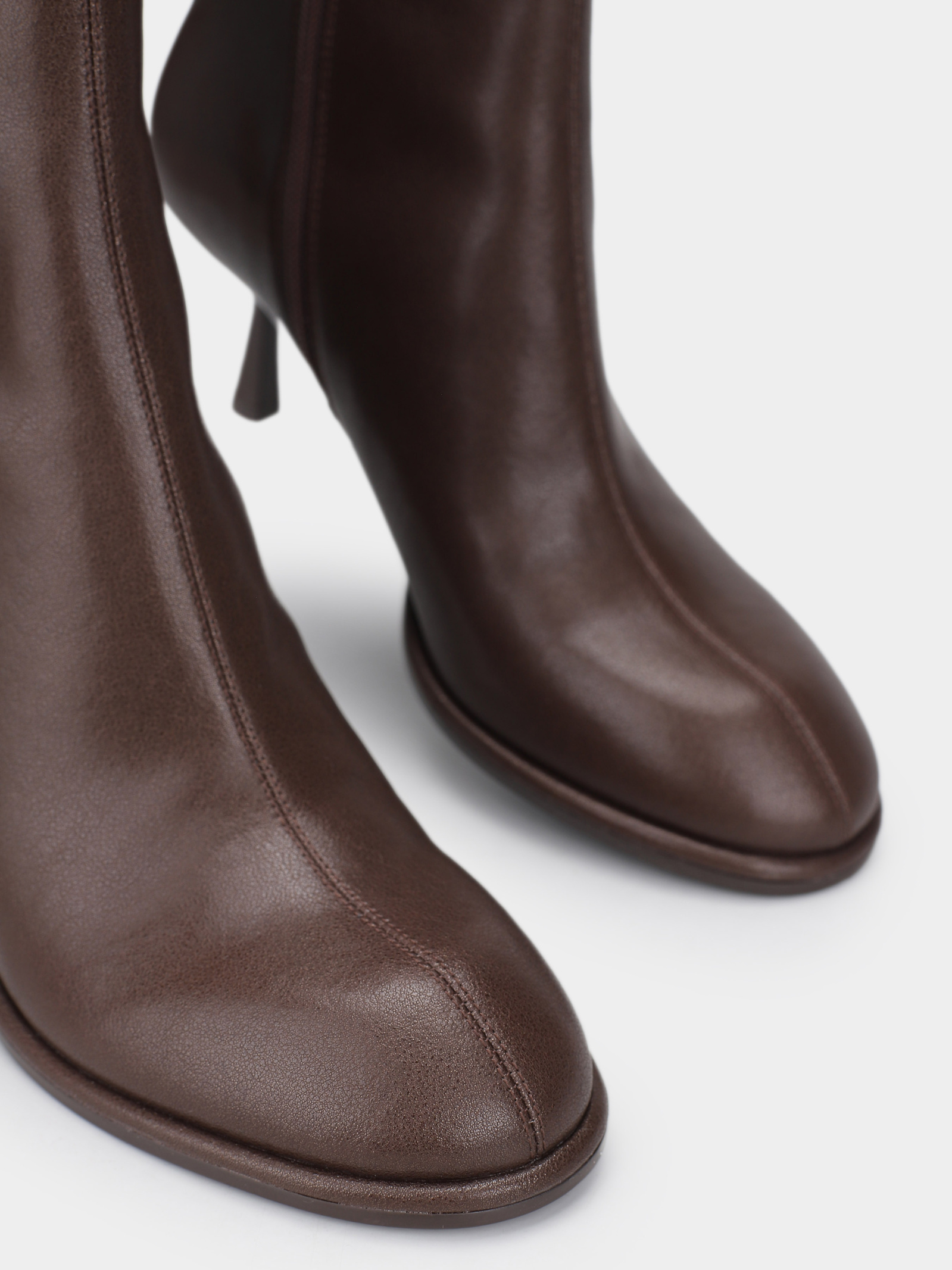 Черевики та чоботи Жіночі Braska