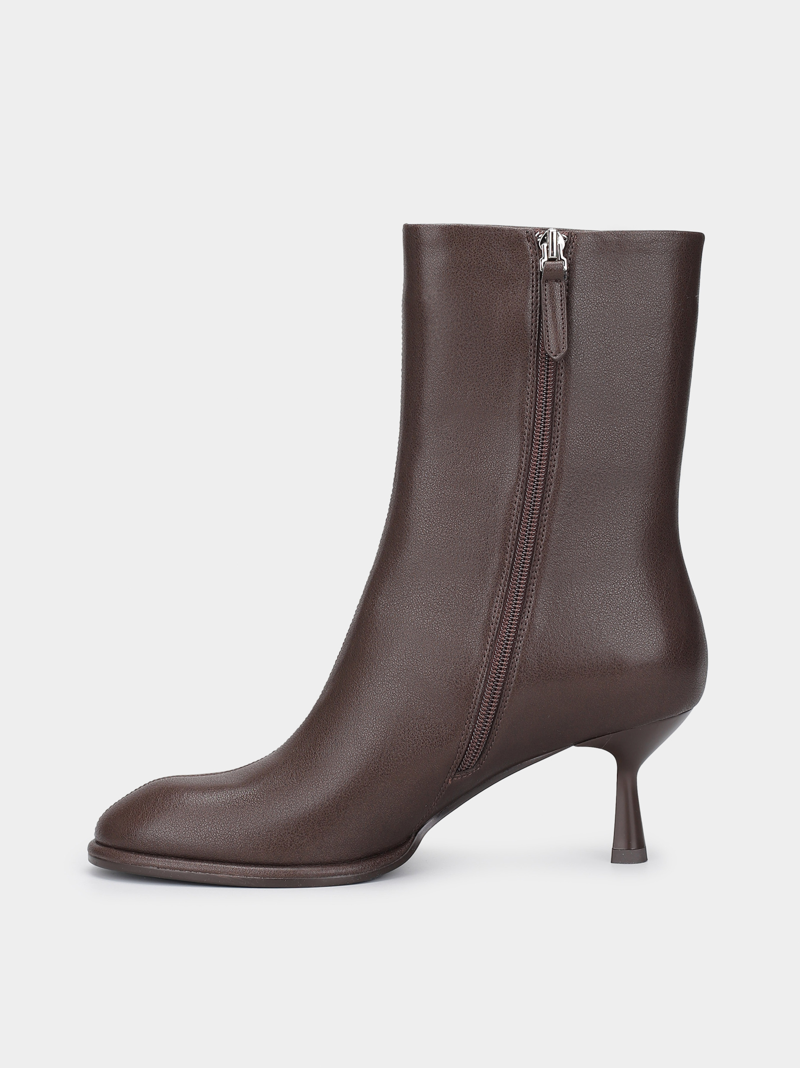 Черевики та чоботи Жіночі Braska