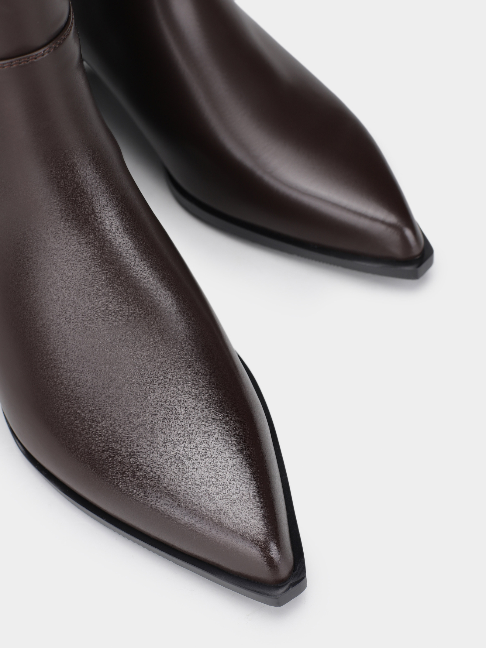 Черевики та чоботи Жіночі Braska