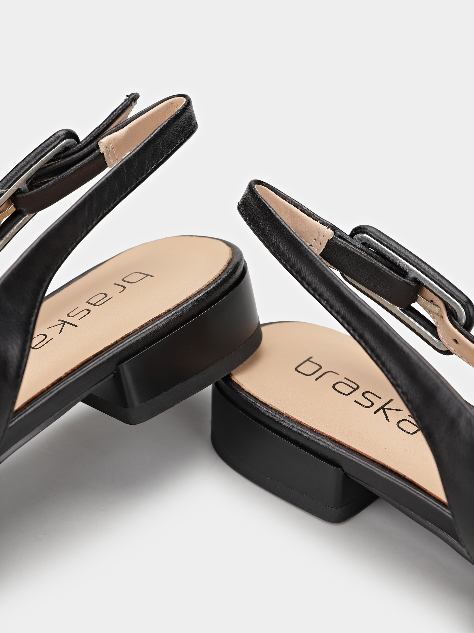 Шльопанці Жіночі Braska