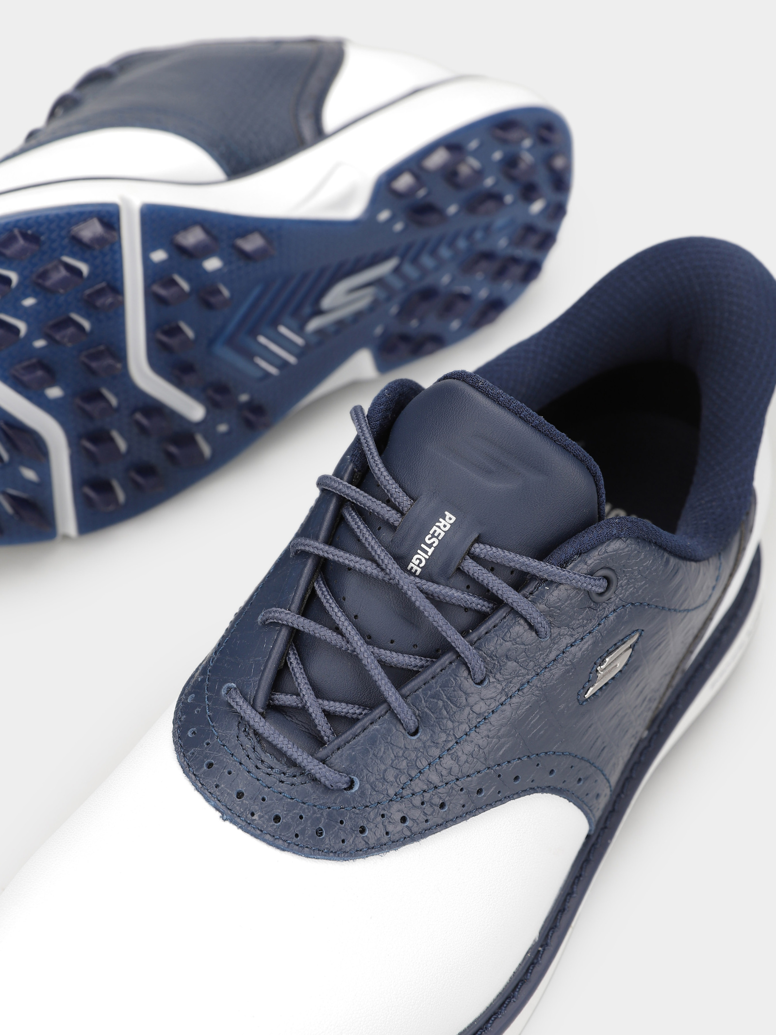 Кросівки для спорту Жіночі Skechers