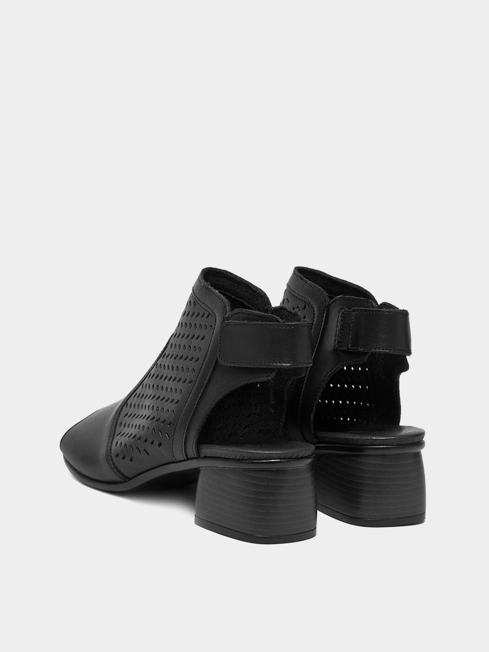Sandals Women's Remonte